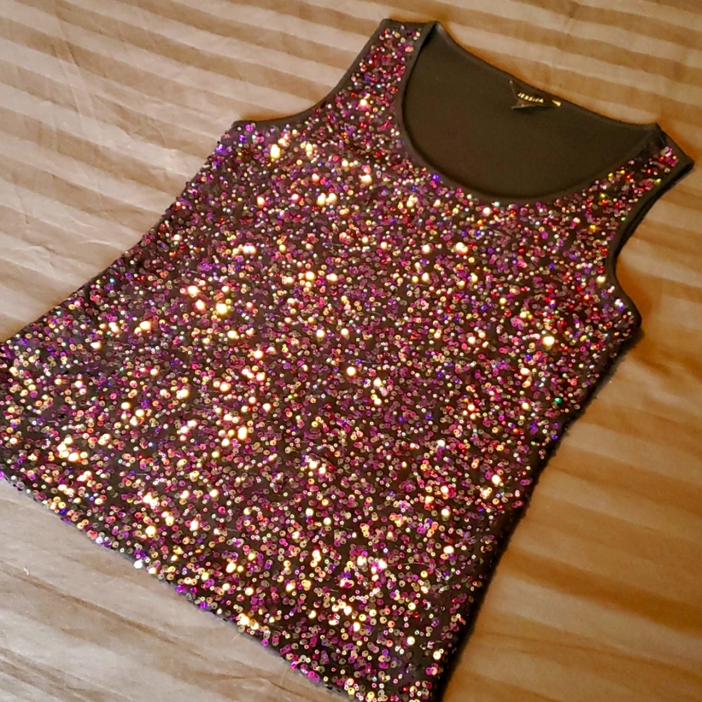 Ladies dressy sequined front tank, size M, purples and silver.